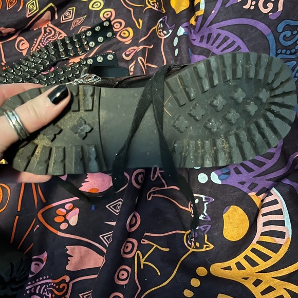 MOVING SALE CURRENT MOOD COMBAT BOOTS 8 EUC - Picture 4 of 5